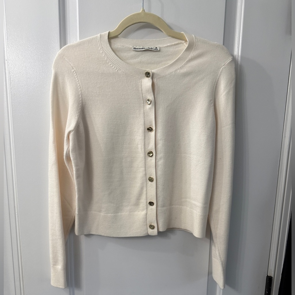 Abercrombie Cream Button-Up Women's Sweater